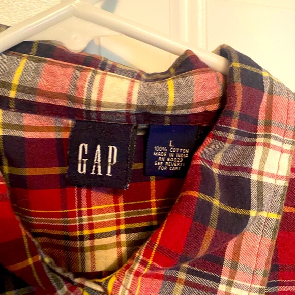 Large, Plaid Red/Blue/White/Yellow Shirt - Picture 3 of 4
